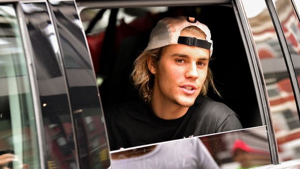 Justin Bieber : pourquoi tourne-t-il ses clips dans des motels ?