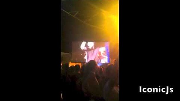 Beyoncé : une main aux fesses en plein concert !