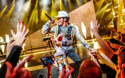 Bruno Mars - Cérémonie NRJ Music Awards 2016