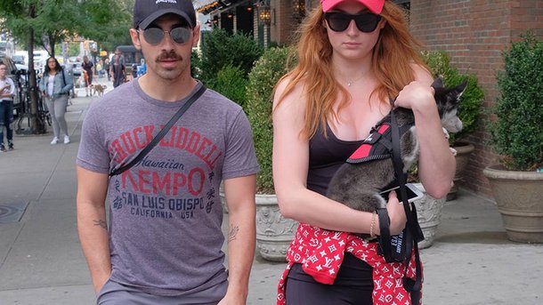 Joe Jonas est fiancé à Sophie Turner!