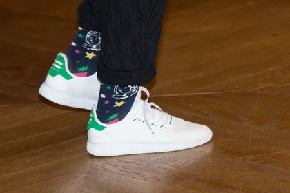 Pharrell Williams reçoit la médaille d'officier des arts et des lettres