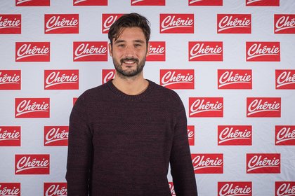 Jérémy Frérot prend la pause pour Chérie.