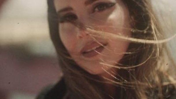 Lana Del Rey : découvrez son double clip pour «F**k It I Love You» et «The Greatest»
