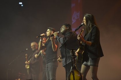 Michael Jones, Lilian Renaud, Cyprien Zeni (Héritage Goldman 2) - Chérie FM Live Trélazé 2022