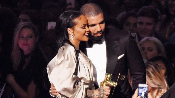 Drake a-t-il dévoilé un tatouage du visage de Rihanna sur Instagram?