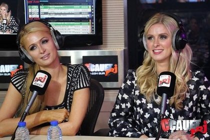 Mercredi 1 octobre avec Paris & Nicky Hilton