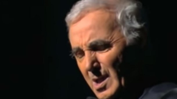 Charles Aznavour - Hier Encore