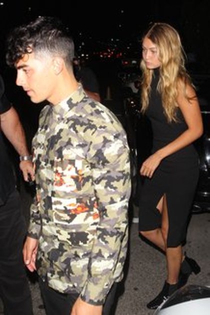 Joe Jonas et Gigi Hadid au restaurant