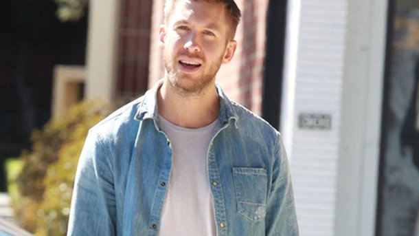 Calvin Harris réagit aux photos de Taylor Swift et Tom Hiddleston!