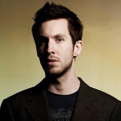Calvin Harris Bio