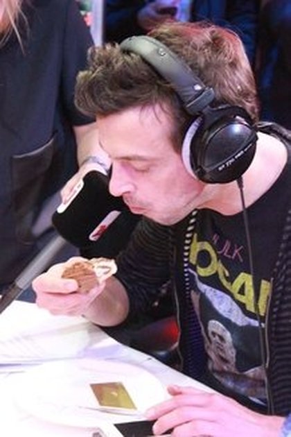 Emission du 20 décembre 2013 avec Kev Adams et l'équipe de SODA