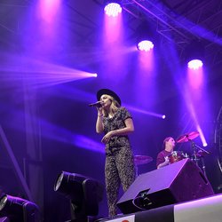 Louane - NRJ Music Tour Compiègne 2016