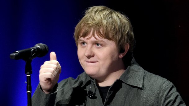 Lewis Capaldi aimerait faire la bande-originale du prochain James Bond