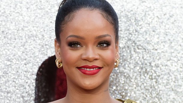 Rihanna fête ses 13 ans de carrière : ses plus grands hits