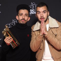 BigFlo & Oli (Groupe/Duo Francophone de l'année) - NRJ Music Awards 2017