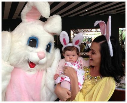 Katy Perry: Joyeuse Pâques de Kai & Katy ! (et d'un lapin idiot)