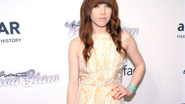 Carly Rae Jepsen se mobilise contre le harcèlement !