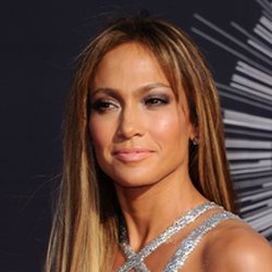 Jennifer Lopez: ses 10 plus belles coiffures
