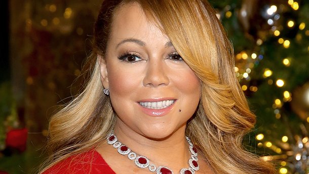 Mariah Carey : «All I Want For Christmas Is You» est N°1 des charts aux États-Unis !