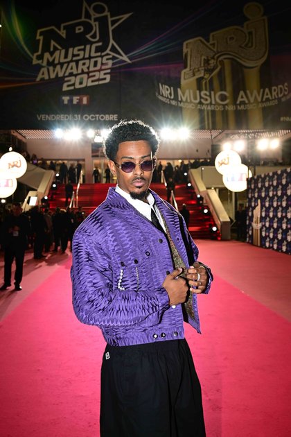 Dr. Yaro - Le Tapis Rouge - NRJ Music Awards 2025