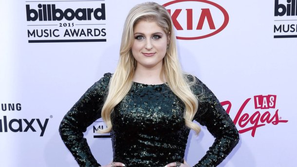 Meghan Trainor : assume ses formes