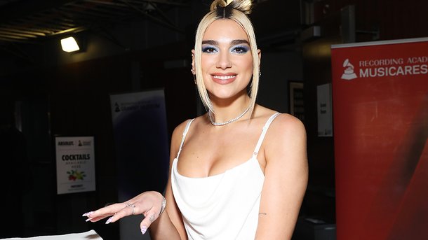 Dua Lipa confirme le tournage d'un nouveau clip pour un hit inédit!