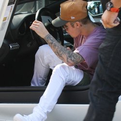 Justin Bieber à la sortie de la Villa Versace à Miami