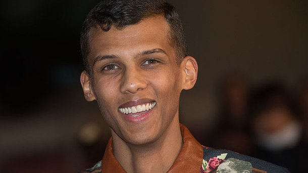 Stromae : de chanteur à créateur de vêtements