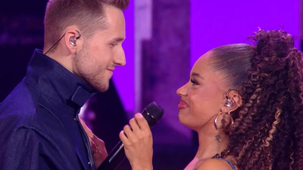 "On ne se prend pas la tête" : Léane brise le silence sur les rumeurs de couple avec Théo L.