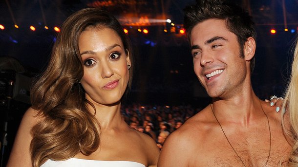 Zac Efron et Jessica Alba réunis sur TikTok: leur danse fait le buzz!