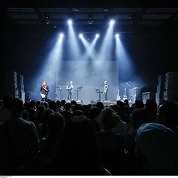 Concert Pop Love - Christine and the Queens