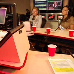 Vendredi 14 décembre avec Miss France 2013 et Sylvie Tellier