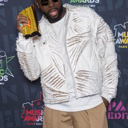 Gims - Photocall NRJ Music Awards Paris Edition