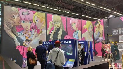 Stand Catherine Full Body
