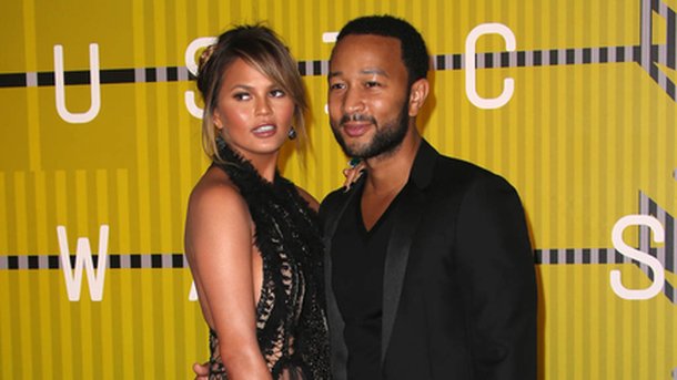 John Legend : ce sera une fille !