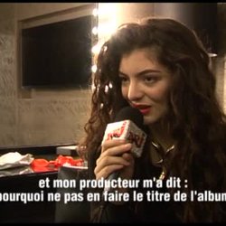 Lorde : "je ne pense pas faire de duo avec Taylor Swift... mais elle est géniale !"