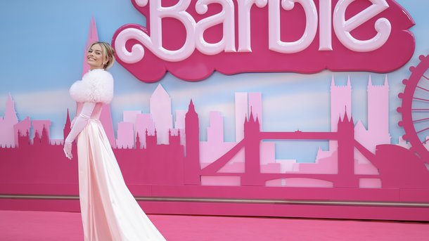 Barbie : véritable icone féministe ou simple femme-objet ?
