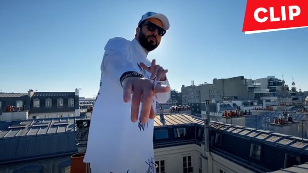 Helmut Fritz dévoile le clip confiné et délirant de «Ça m’énerve 2020»