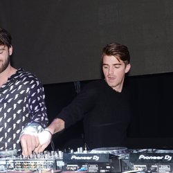The Chainsmokers - NRJ DJ AWARDS 2016 - La Cérémonie
