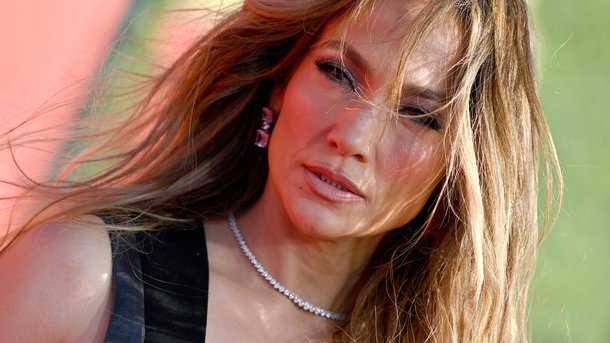 Jennifer Lopez de retour, huit ans après son dernier album