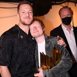 Imagine Dragons et Ed Sheeran - Backstage des NRJ Music Awards 2021