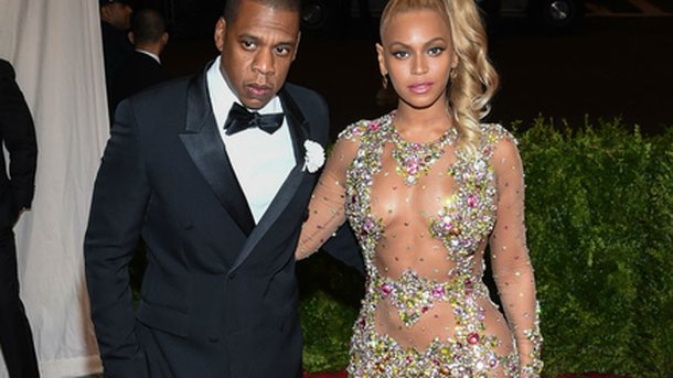 Beyoncé et Jay Z assaillis par des fans à Oslo!