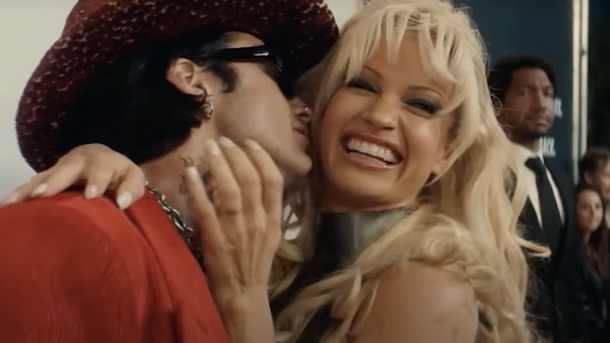 «Pam and Tommy»: Pourquoi Pamela Anderson ne regardera pas la série?