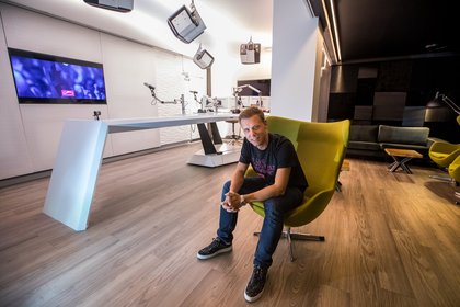 Armin Van Buuren - ASOT Studio