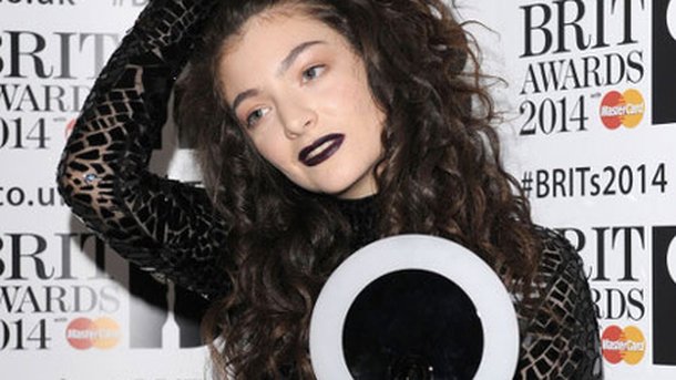 Lorde ensorcelle les BRIT Awards