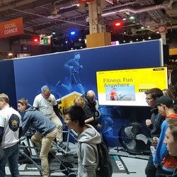 Oui, on peut également pédaler à Paris Games Week 2018, littéralement, sur le stand Kinomap !