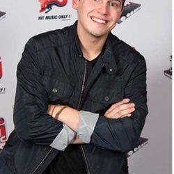 Cris Cab @ NRJ Music Tour de Paris - Photocall