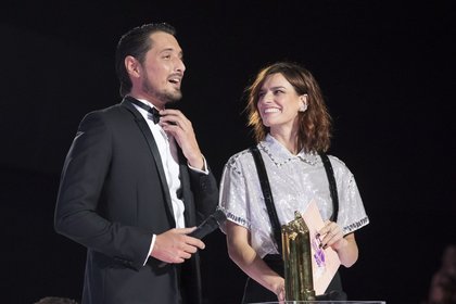 Vincent Cerutti et Fauve Hautot - NRJ Music Awards