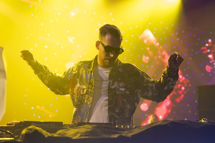Hugel - 7ème cérémonie des NRJ DJ AWARDS