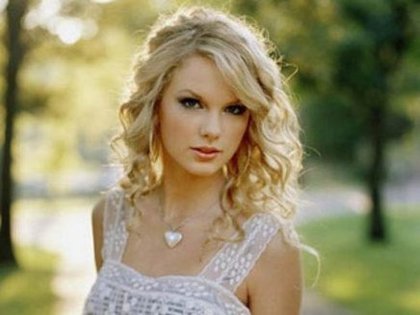TaylorSwift320
